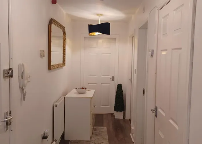 Alhambra Theatre Apartment