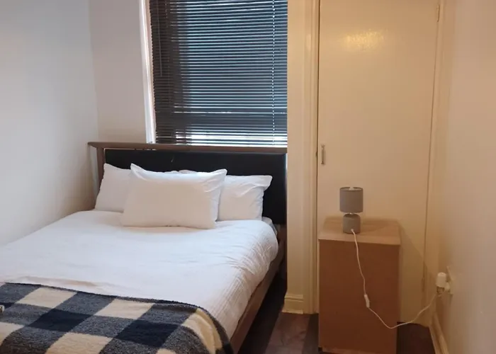 Alhambra Theatre Apartment